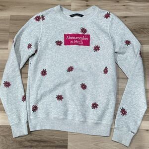 Abercrombie & Fitch Gray Floral Sweatshirt Women’s Small